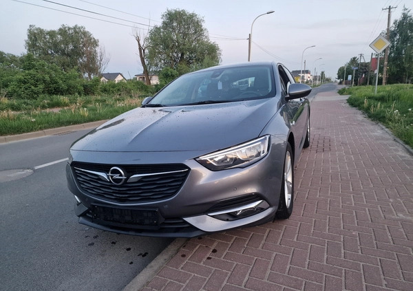 Opel Insignia cena 49200 przebieg: 189000, rok produkcji 2018 z Szczecin małe 781